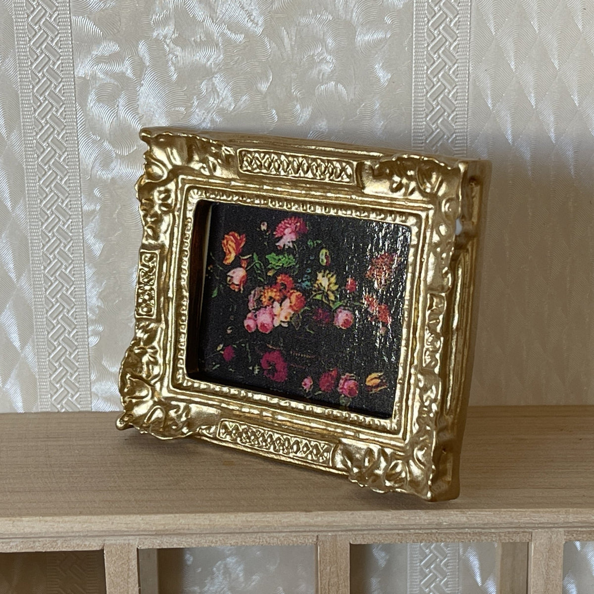 Paintings, Mirrors and Frames - M for Miniatures 