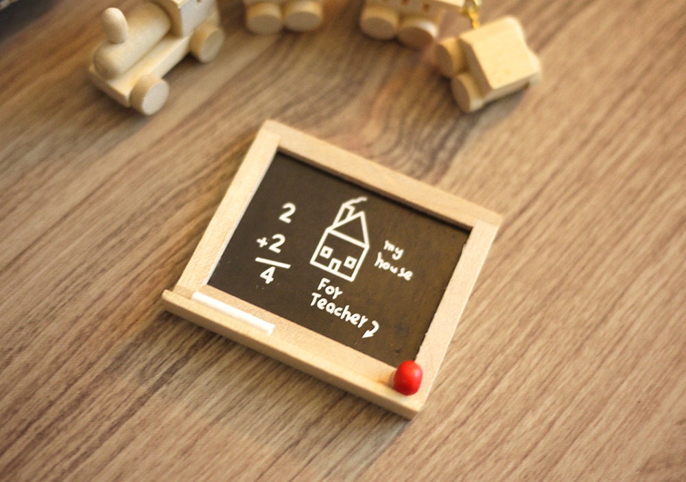 Dollhouse Supplies blackboard dolls house 1 12 scale miniature - G034