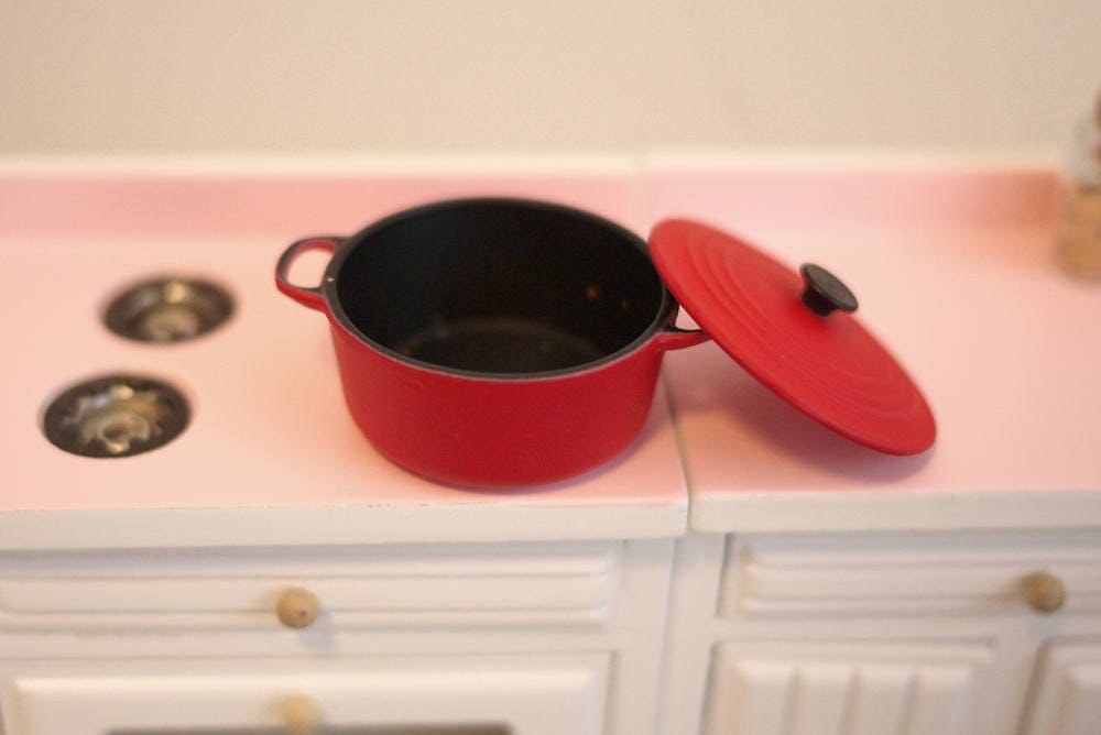 Dollhouse Supplies Metal Cooking Pot  dolls house 1 12 miniature Metal Cooking Pot - A048