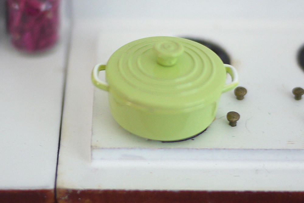 Dollhouse Supplies Metal Cooking Pot  dolls house 1 12 miniature Metal Cooking Pot - A033