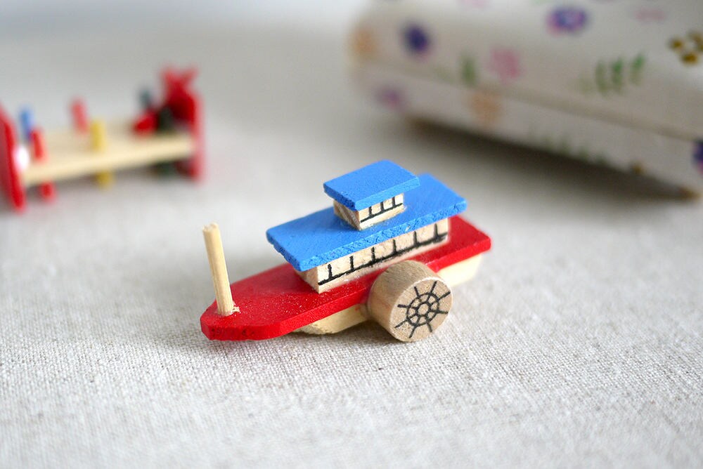 Dollhouse boat toy dolls house wood boat 1 12 scale miniature G079