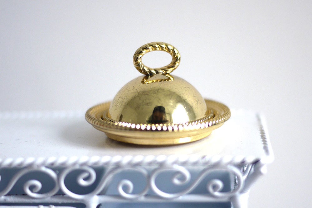 1:12 scale miniature round serving tray with dome cover in gold, small, set of 2, twisted loop handle on the dome