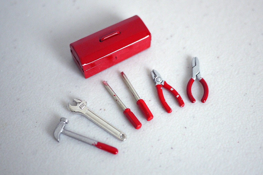 1:12 Scale Miniature Metal Tool Box with Tools, Set of 7, 1-3/16 inch long, DIY Dollhouse Supply (red)