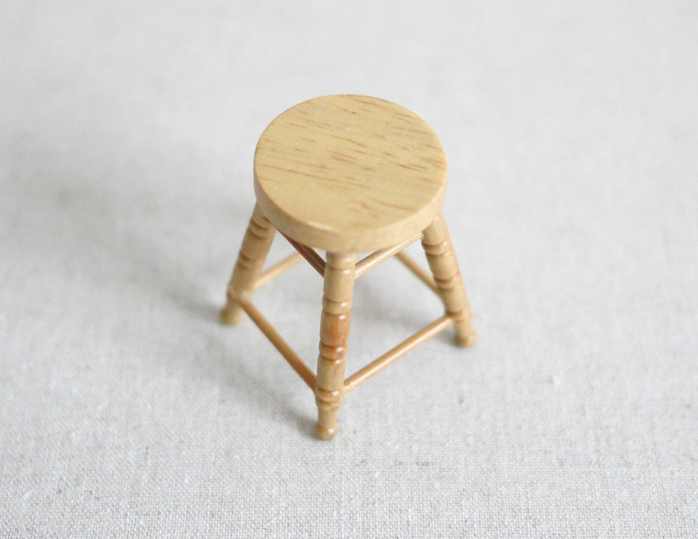 1:12 Scale Miniature Wood Round Stool, 4 Legs with Rungs, 1-9/16 inch tall, DIY Dollhouse Supply (honey)