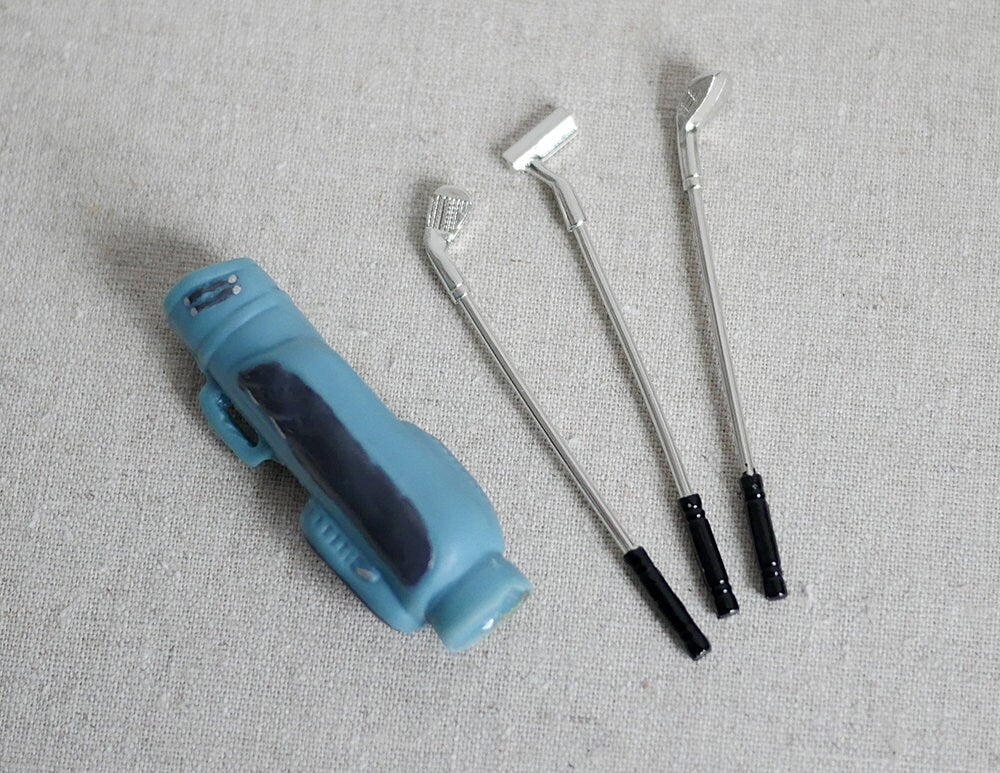 1:12 Scale Miniature Golf Bag with 3 Clubs, Set of 4, 2-7/16 inch tall, DIY Dollhouse Supply (blue)