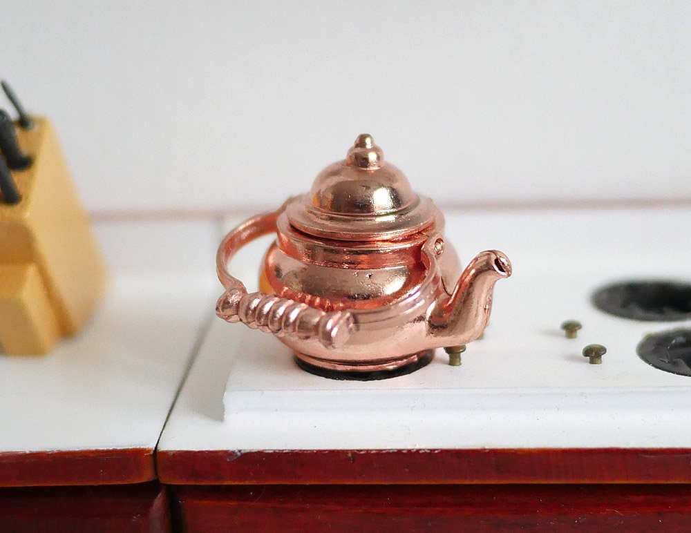 Dollhouse  miniature metal water boiler kettle tea pot (copper) - E097