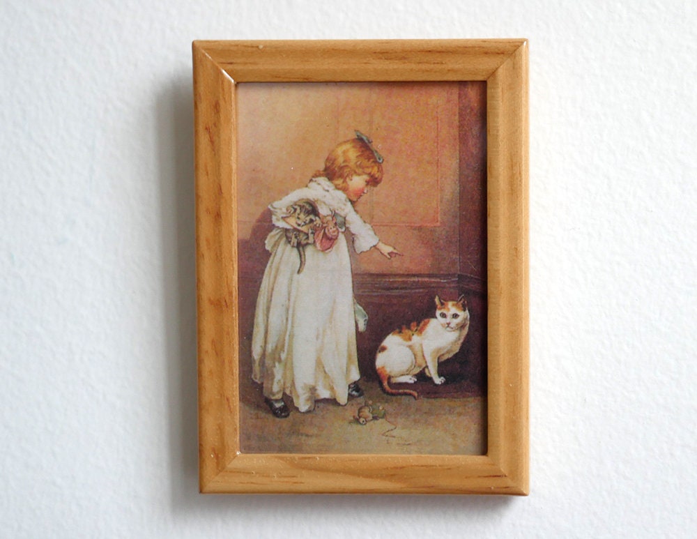 1:12 Scale Miniature Girl with Cat Painting in Frame, 2-15/16 inch tall, DIY Dollhouse Supply (gold)