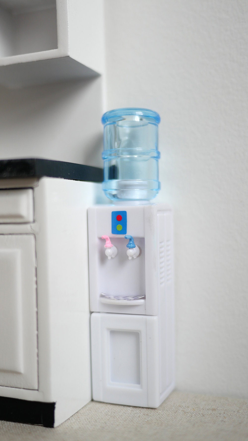 1:12 scale Dollhouse water dispenser Miniature water dispenser E013