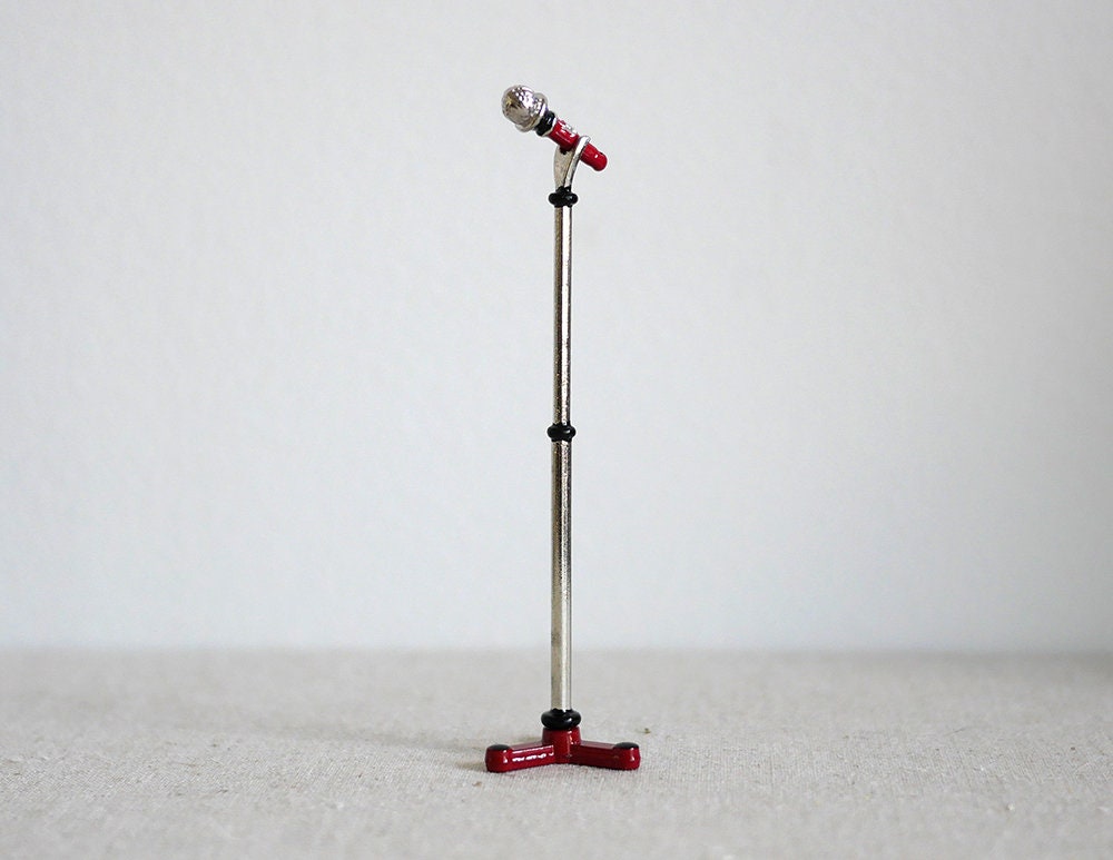 1:12 Scale Miniature Microphone with Stand, 3-9/16 inch tall, DIY Dollhouse Supply (red)