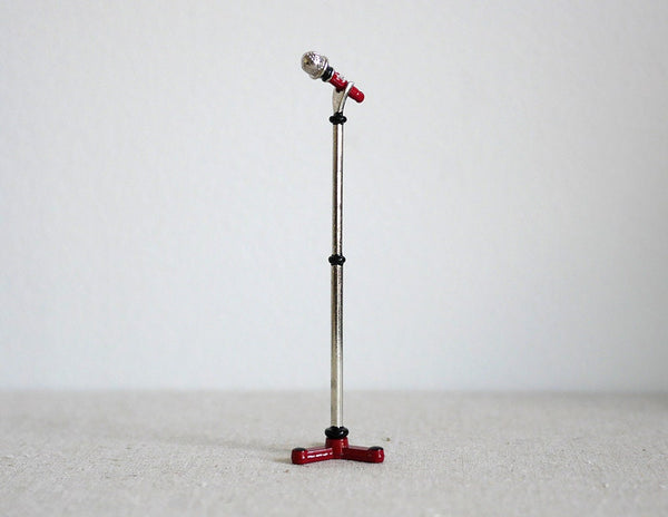 Dollhouse Supplies Miniature Microphone and Stand (Red) - C028
