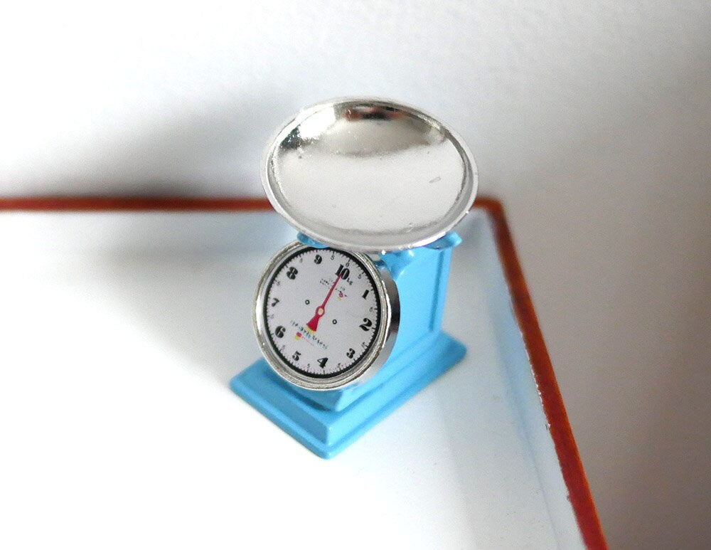 1:12 Scale Miniature Retro Kitchen Scale with Bowl, 1-3/16 inch tall, DIY Dollhouse Supply (light blue)