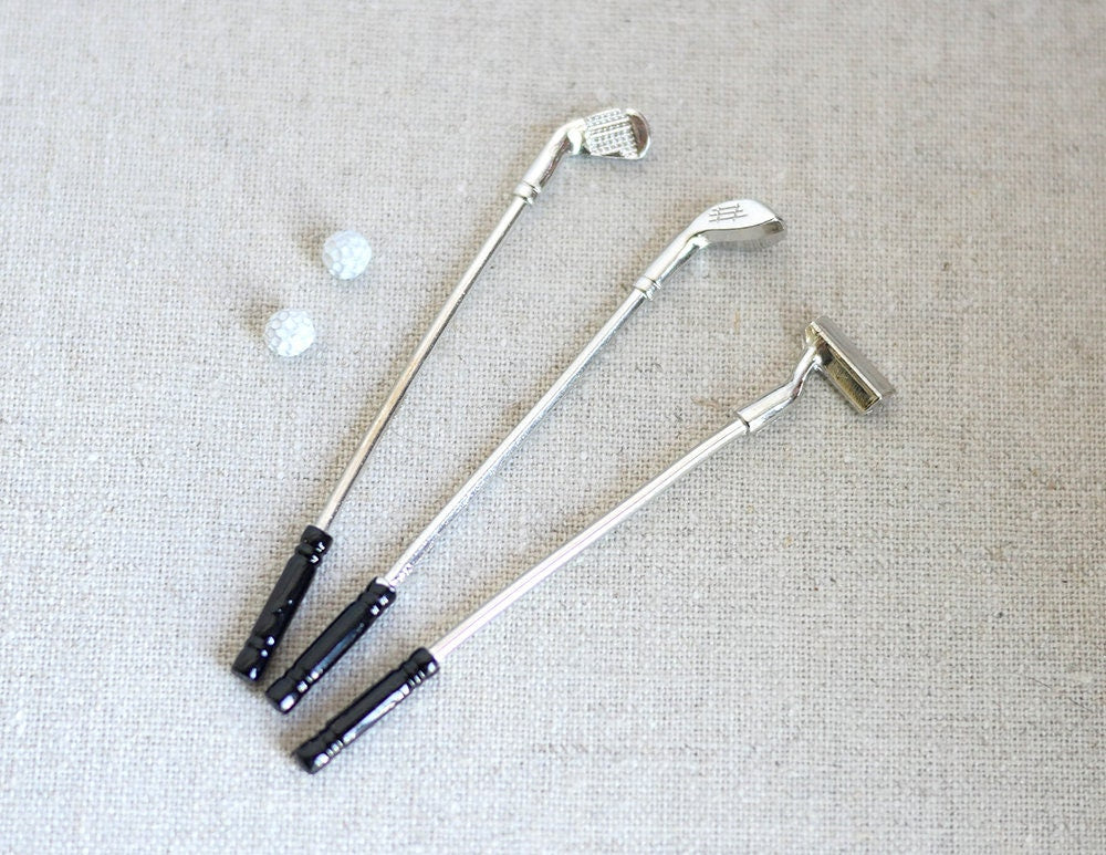 1:12 Scale Miniature Golf Clubs and Balls, Set of 5, 2-7/16 inch long, DIY Dollhouse Supply