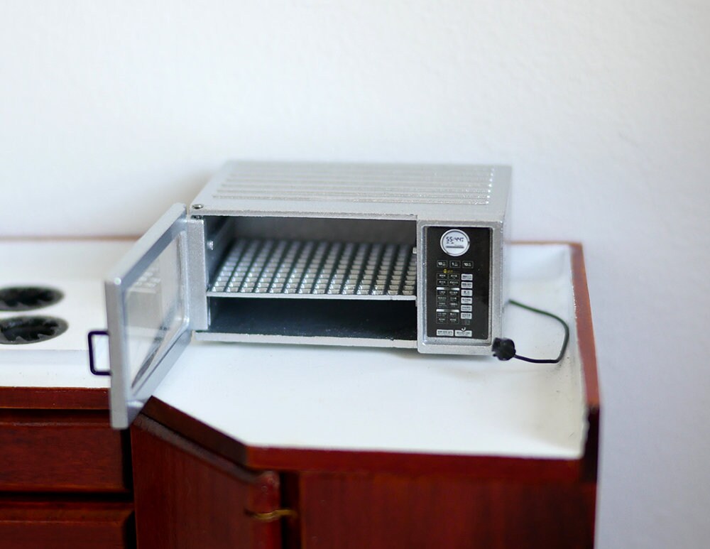1:12 Scale Miniature Countertop Oven with Glass Door and Rack, 2-1/16 inch wide, DIY Dollhouse Supply (silver)