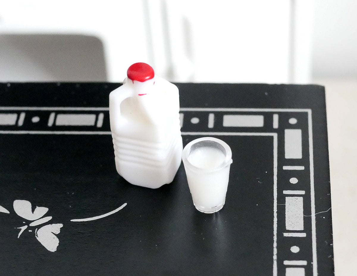 1:12 Scale Miniature Milk Jug and Glass of Milk, Set of 2, 13/16 inch tall, DIY Dollhouse Supply