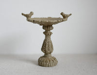 1:12 Dollhouse Miniature Fairy Garden Birdbath with Two Birds - D069