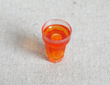 1:12 scale Dollhouse Miniature Glass of Ice Tea with Lemon - E084
