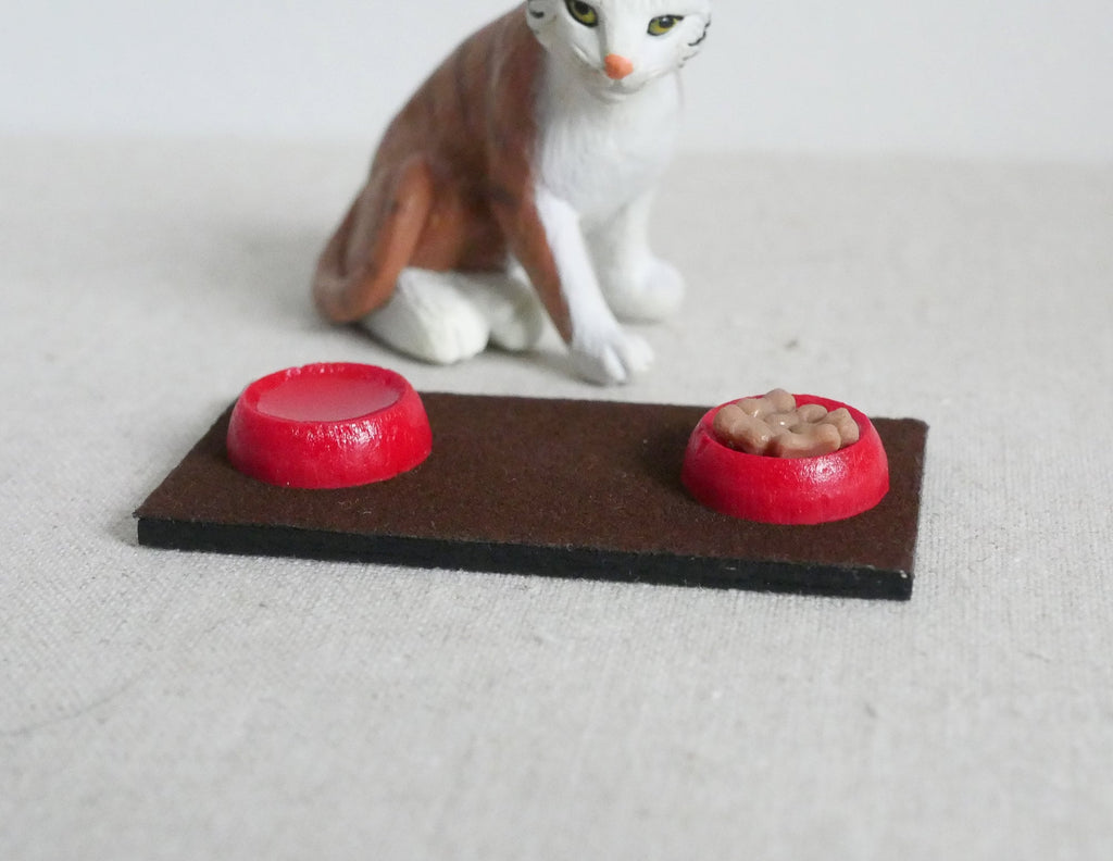 1:12 Scale Miniature Red Pet Food and Water Bowls with Tray, 2-3/16 inch long, DIY Dollhouse Supply