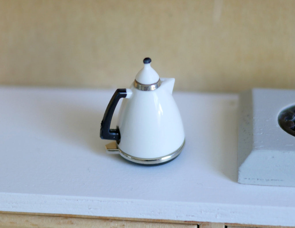 1:12 Dollhouse Miniature Kettle / Kitchen Appliance, Water Boiler - A012