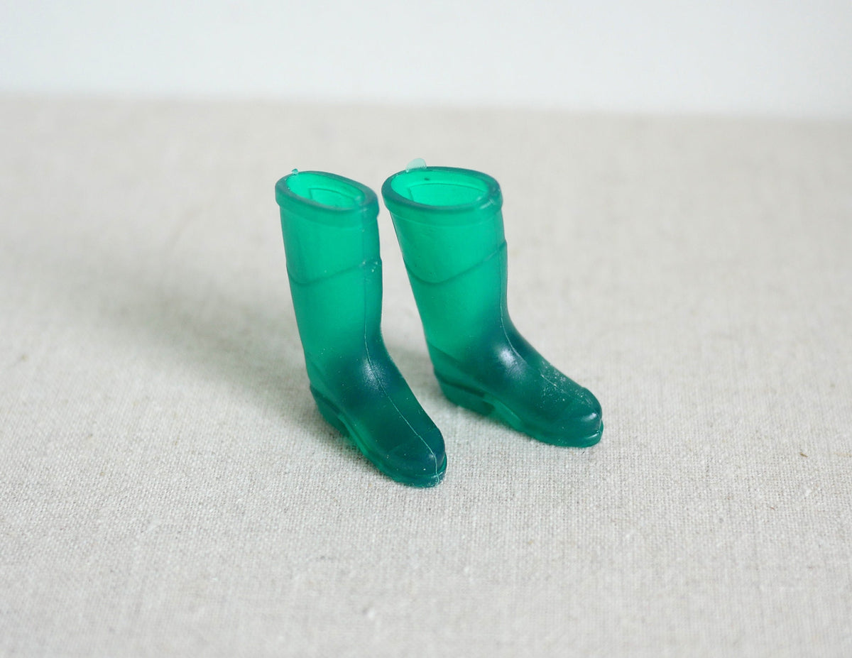 Dollhouse Miniature Green Rubber Boots Rain Boots 1:12th scale - B077