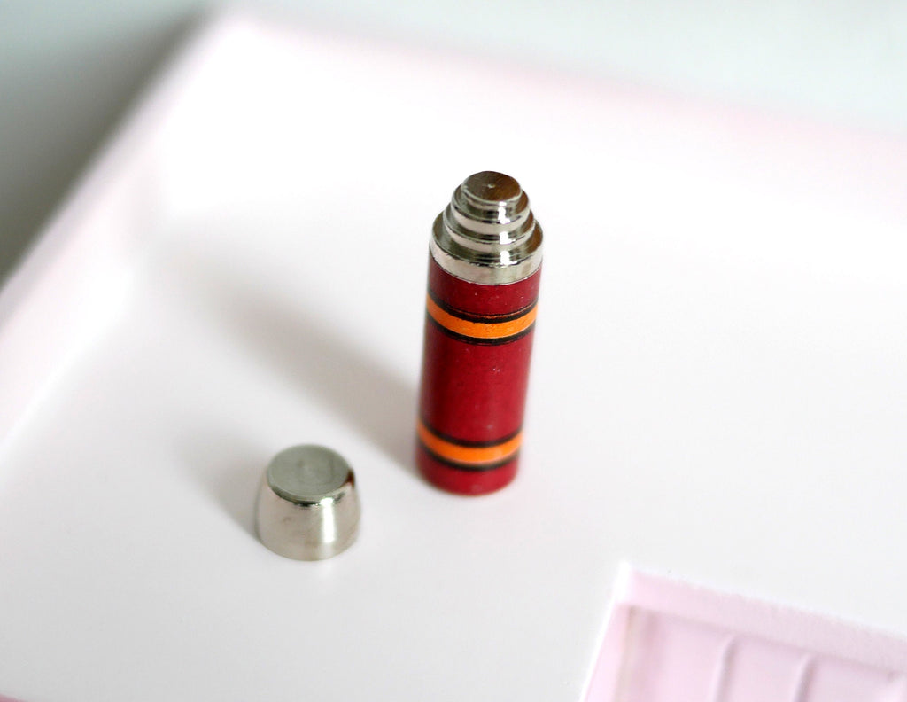 1:12 Scale Miniature Metal Thermos Bottle with Cup Lid, Gold Bands, 1 inch tall, DIY Dollhouse Supply (red)