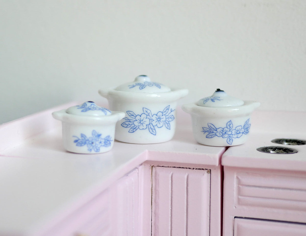 Dollhouse Supplies Cooking pot set of 3 Dollhouse Supplies 1:12th Scale kitchenware soup pot set - A034