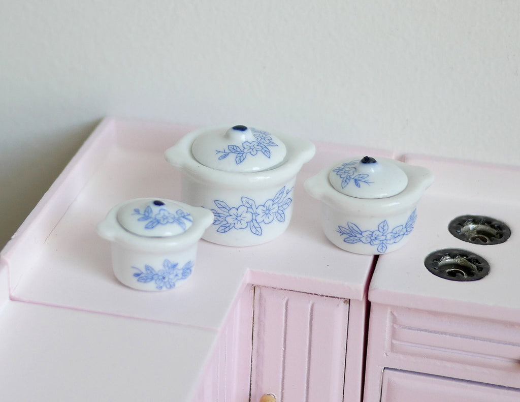 Dollhouse Supplies Cooking pot set of 3 Dollhouse Supplies 1:12th Scale kitchenware soup pot set - A034