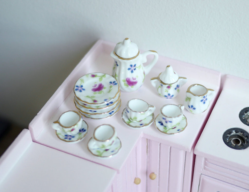 1:12 Scale Miniature Porcelain Tea Set, Leaves and Birds Pattern, Set of 15, DIY Dollhouse Supply