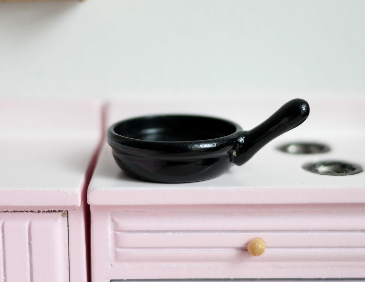 1:12 Scale Miniature Metal Frying Pan with Long Handle, 1-15/16 inch long, DIY Dollhouse Supply (black)