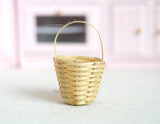1:12 Dollhouse Supplies Miniature basket dolls house 1 12th scale miniature - D046