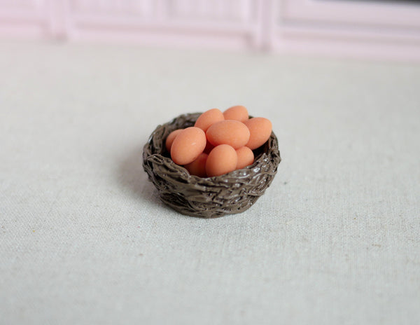 Dollhouse Miniature Fresh Eggs Ceramic Basket - E029