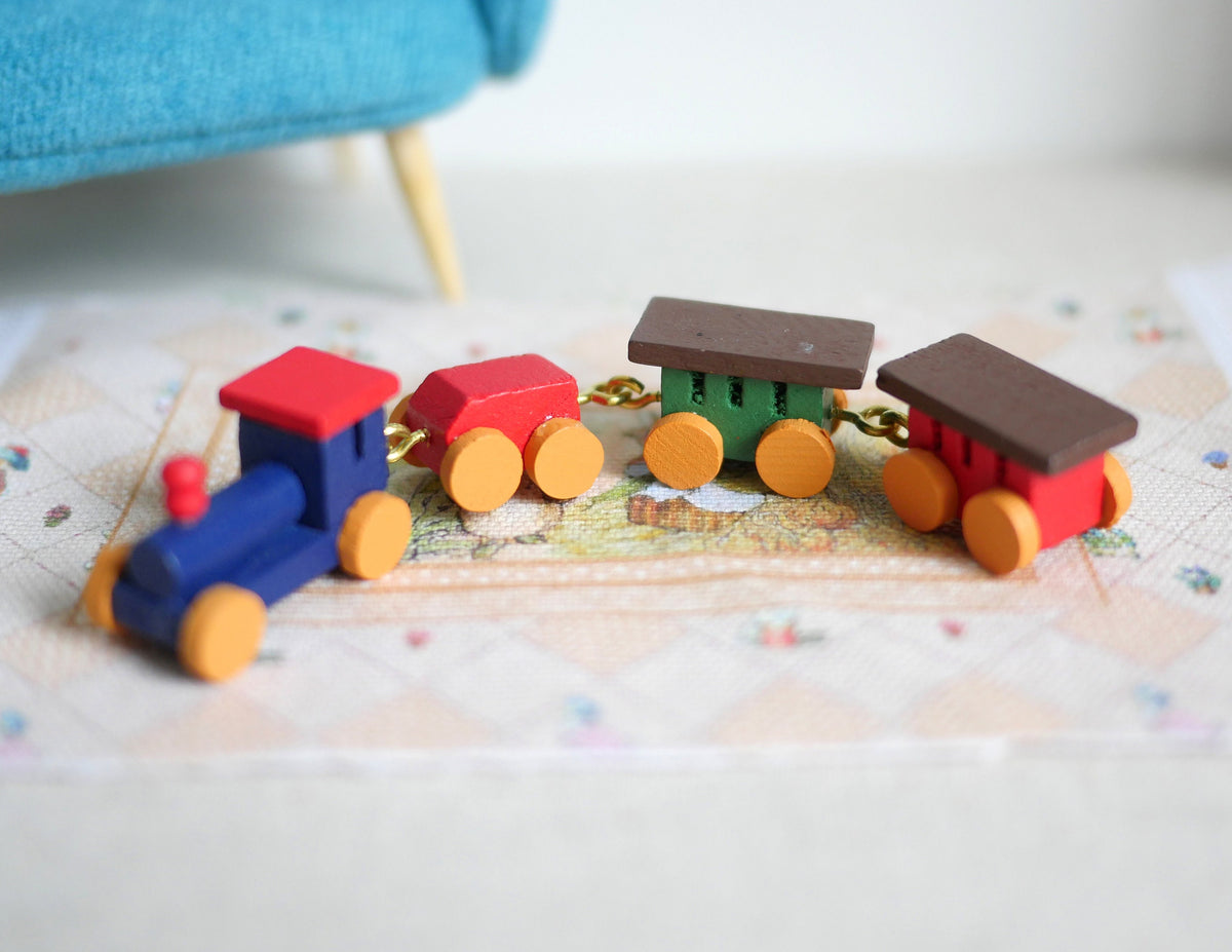 1:12 Scale Miniature Wood Toy Train, Engine and Carriages, 4-5/16 inch long, DIY Dollhouse Supply (multicolor)