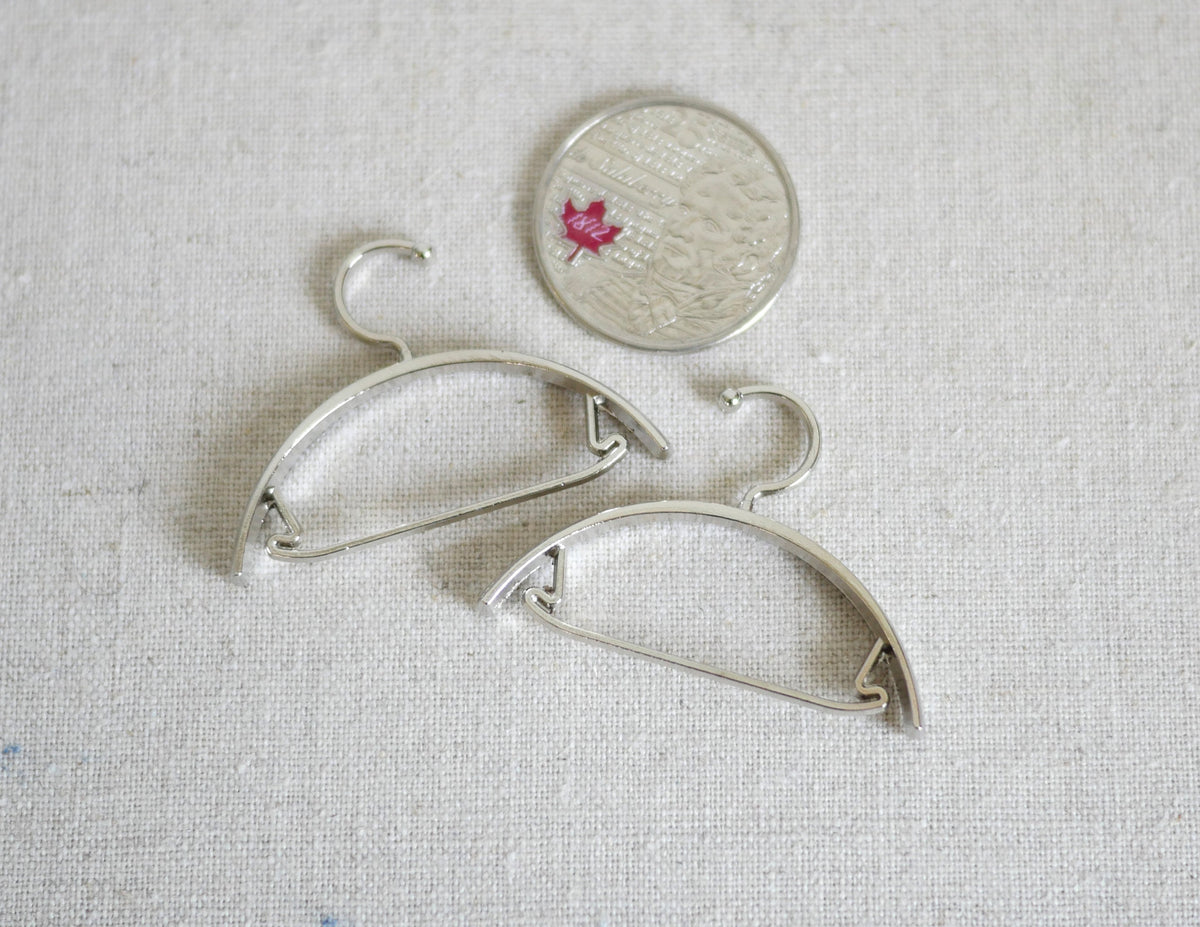 1:12 Scale Miniature Clothes Hangers, Set of 2, 1-9/16 inch wide, DIY Dollhouse Supply (metal) (silver)