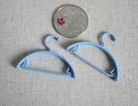 1:12 Dollhouse Miniature Cloth Hanger set of 2 G059