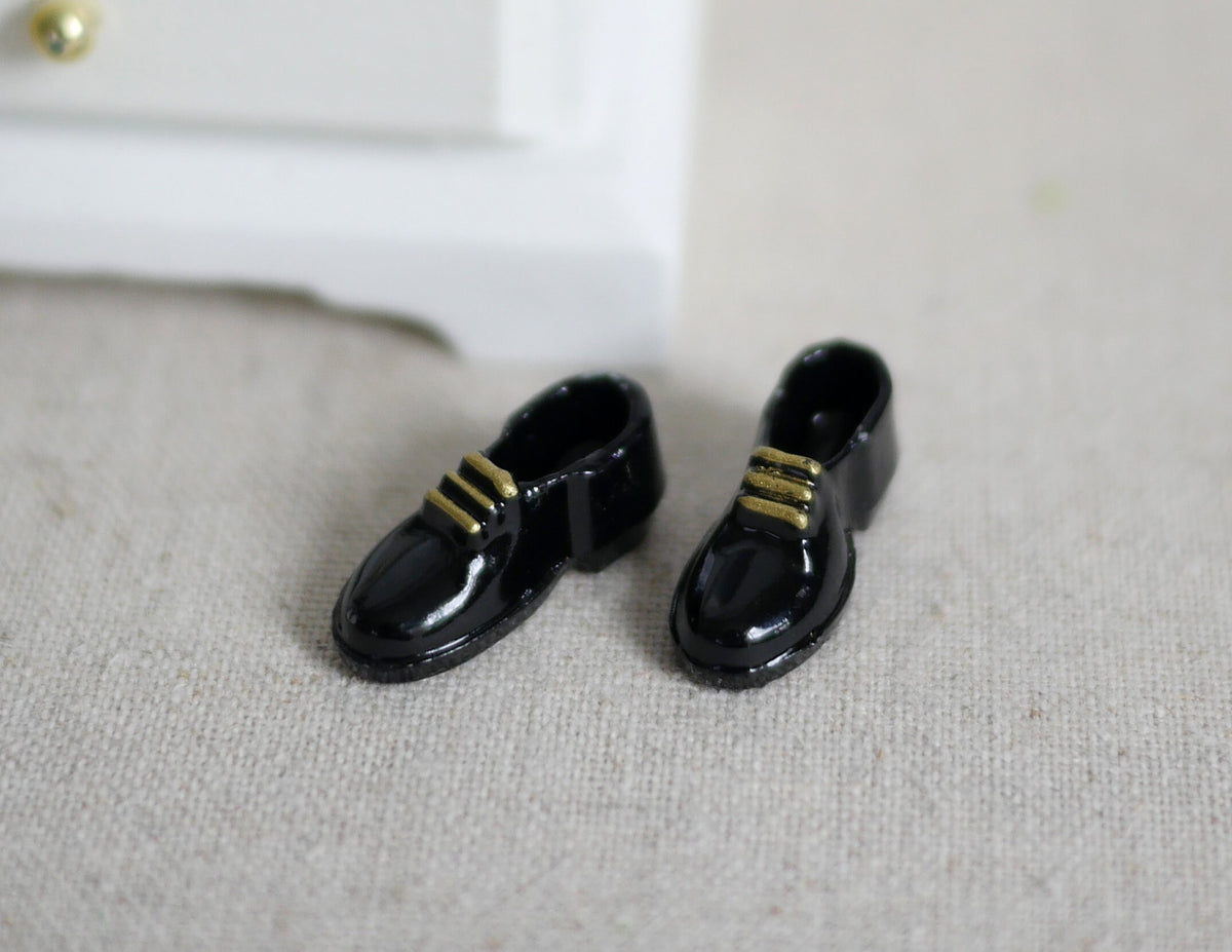 1:12 Scale Miniature Men's Dress Shoes, Pair, 3/4 inch long, DIY Dollhouse Supply (black)