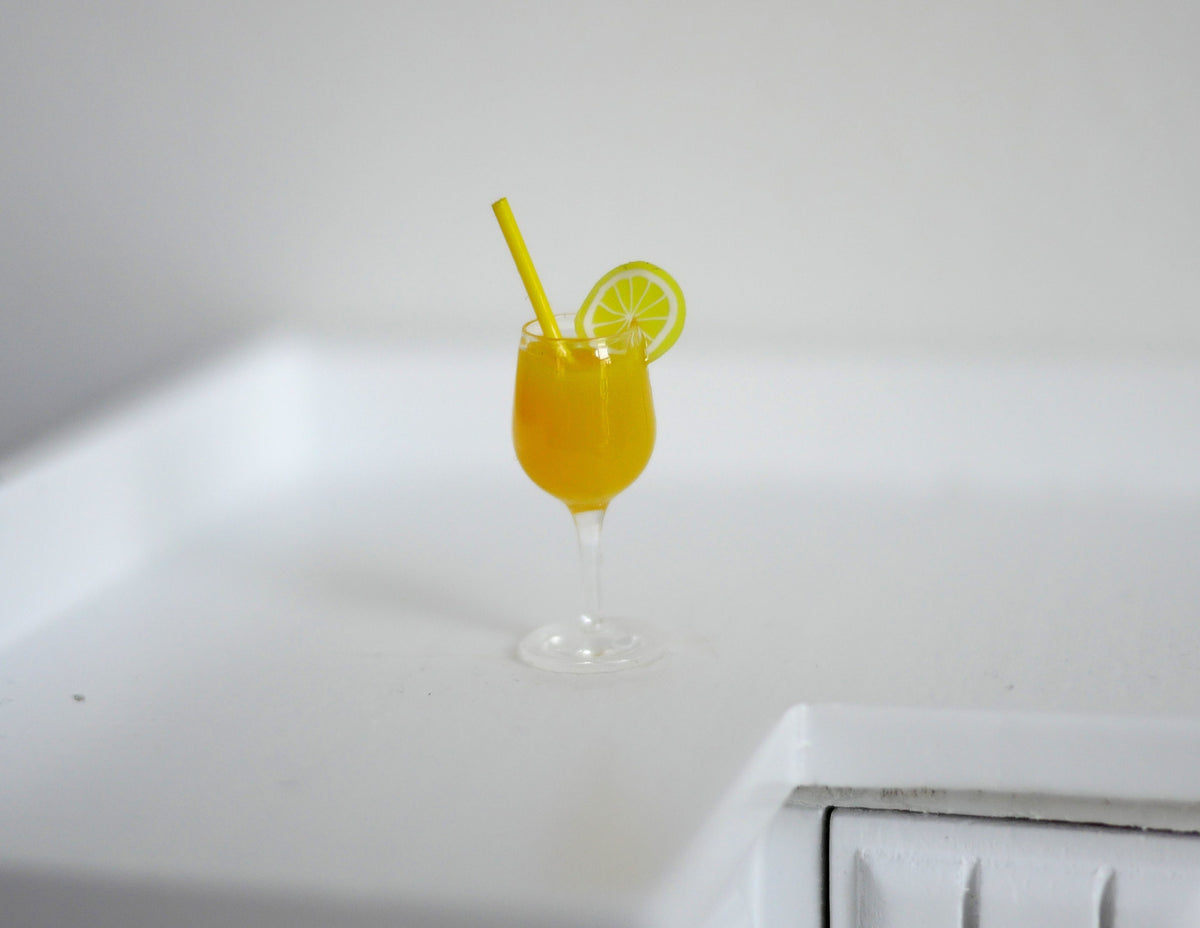1:12 Scale Miniature Summer Drink in Stemmed Glass with Straw and Lemon Slice, 1/2 inch tall, DIY Dollhouse Supply