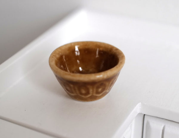 Dollhouse Miniature ceramic Bowl, EACH  2.8cm(W) x 1.5cm(H) - A032