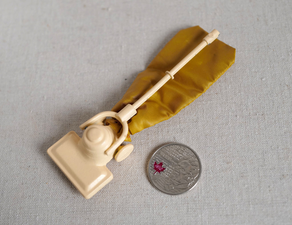 1:12 Scale Miniature Retro Upright Vacuum Cleaner with Bag, 2-15/16 inch tall, DIY Dollhouse Supply (yellow and tan)