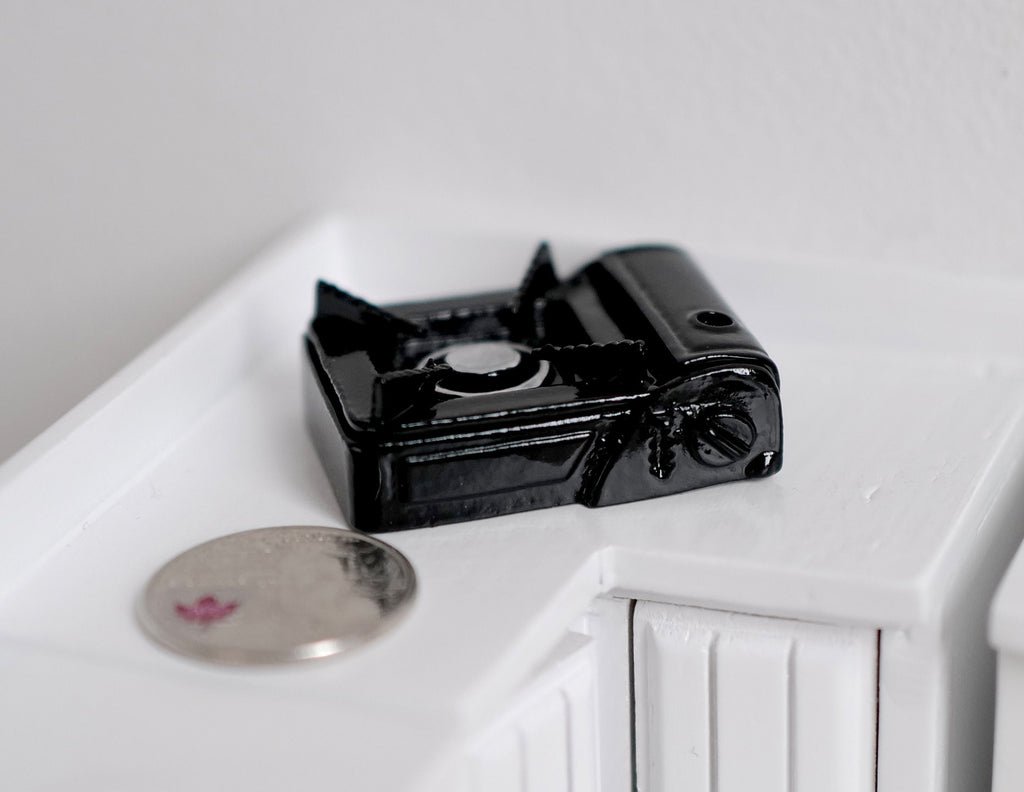 1:10 Scale Miniature Portable Gas Stove, Single Burner, 1-9/16 inch long, DIY Dollhouse Supply (black)