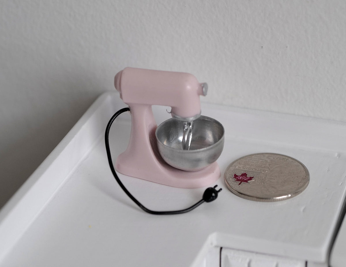1:12 Scale Miniature Stand Mixer with Bowl, 1-1/4 inch tall, DIY Dollhouse Supply (pink)