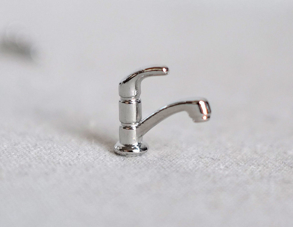 1:12 Scale Miniature Chrome Single Lever Faucet, Gooseneck Spout, 9/16 inch tall, DIY Dollhouse Supply (D)