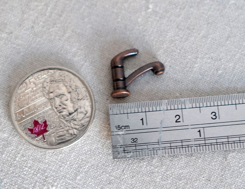 1:12 Scale Miniature Metal Single Lever Faucet, 9/16 inch tall, DIY Dollhouse Supply (bronze)