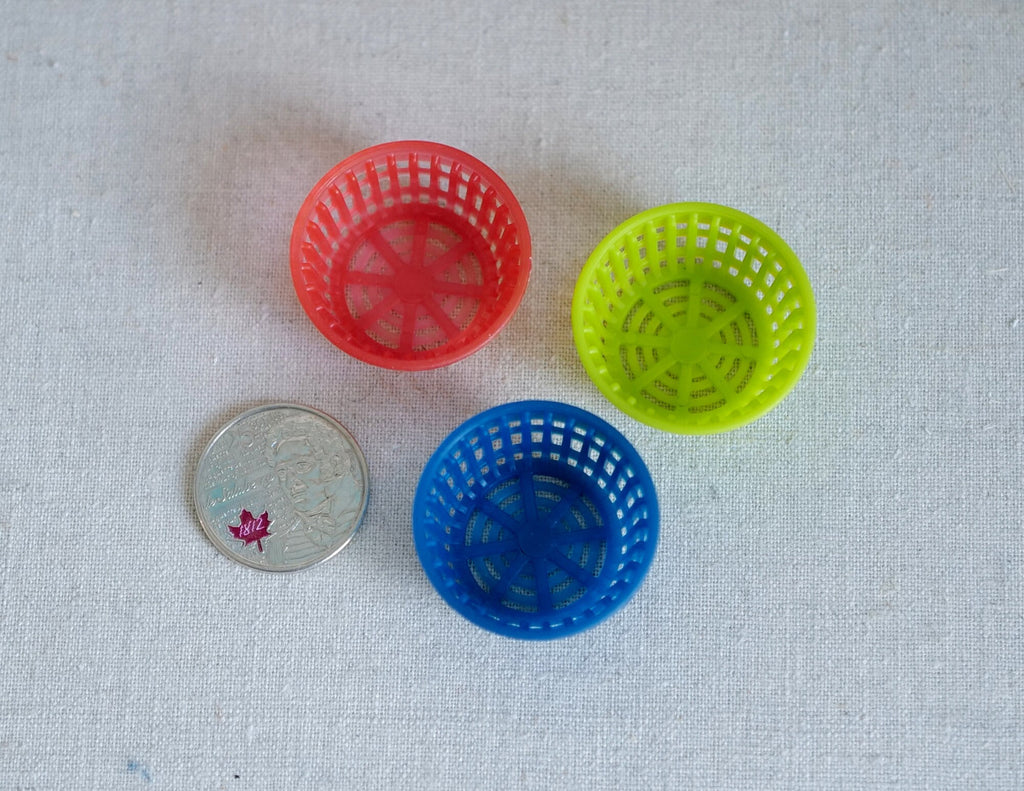 1/12スケール ミニチュア金網バスケット 3点セット 直径約3.2cm（1.25インチ） DIYドールハウス用素材（グリーン、ブルー、レッド）