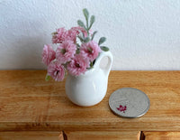 Dollhouse miniature flowers in vase dollhouse living room decoration 1 12th scale miniature - H039