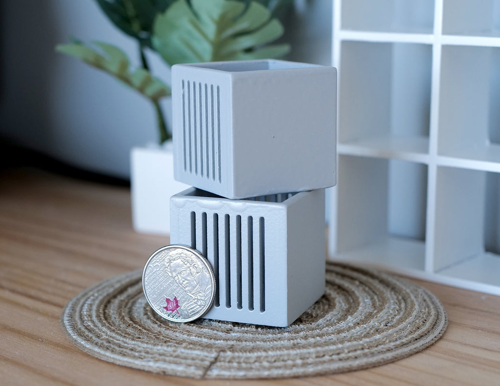 1:12 Scale Miniature Wood Storage Crates, Set of 2, Slatted Sides, 1-7/16 inch tall, DIY Dollhouse Supply (gray)