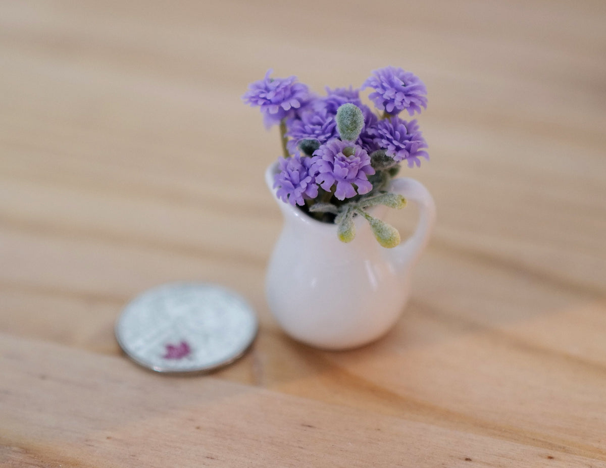 Dollhouse Supplies miniature flowers in vase dollhouse living room decoration 1 12th scale miniature - F092