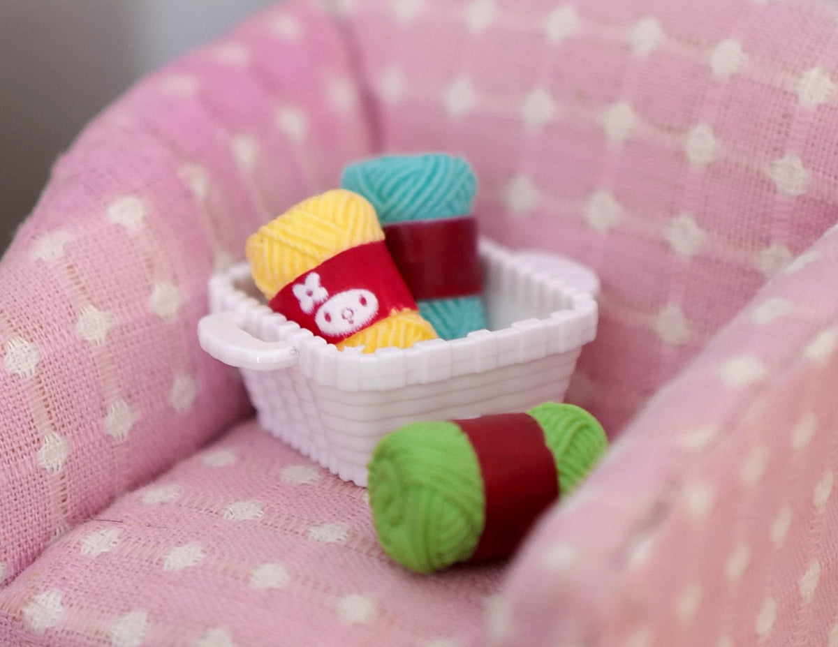 1:12 Scale Miniature Square Knitting Basket with 4 Yarn Skeins, 1-1/2 inch long, DIY Dollhouse Supply (white)