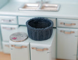 Dollhouse Supplies Miniature basket - H027
