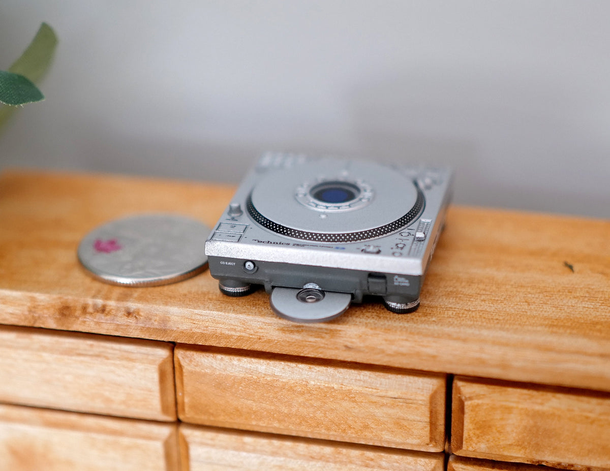 1:10 Scale Miniature Turntable, 1-5/16 inch wide, DIY Dollhouse Supply (silver gray)