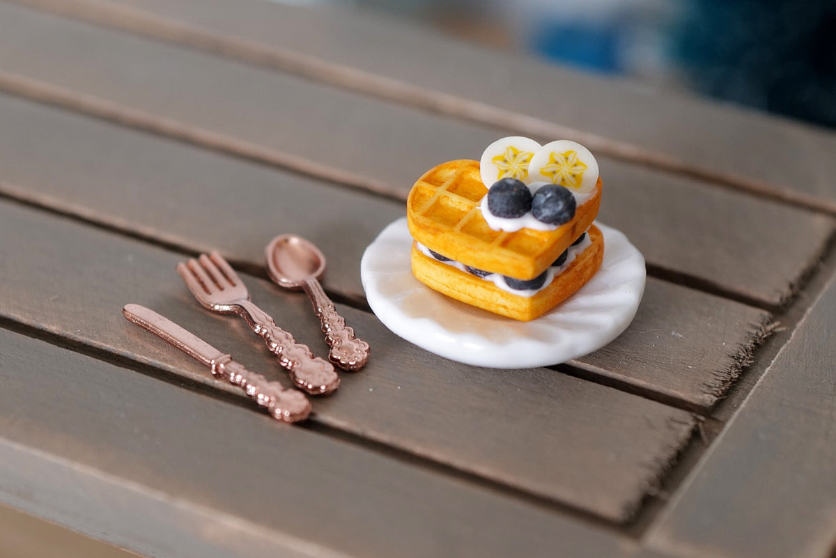 1:12 Scale Miniature Banana and Blueberry Waffle Stack, Plate and Cutlery, 1/2 inch wide, DIY Dollhouse Supply