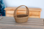 1:12 scale Dollhouse Miniature basket C022